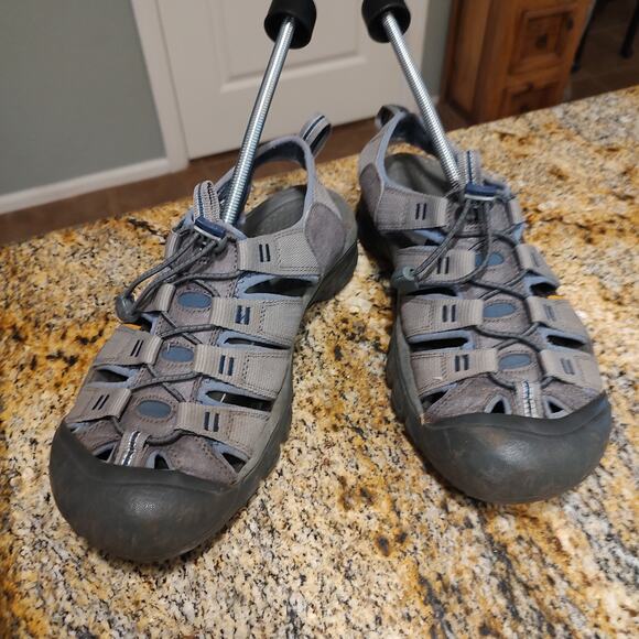 Keen Men's Newport H2 Sandals Size 9 US ID 395 PRH 03 - Picture 1 of 12